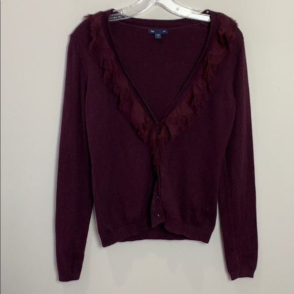 Gap Wine coloured silk ruffled V neck card…